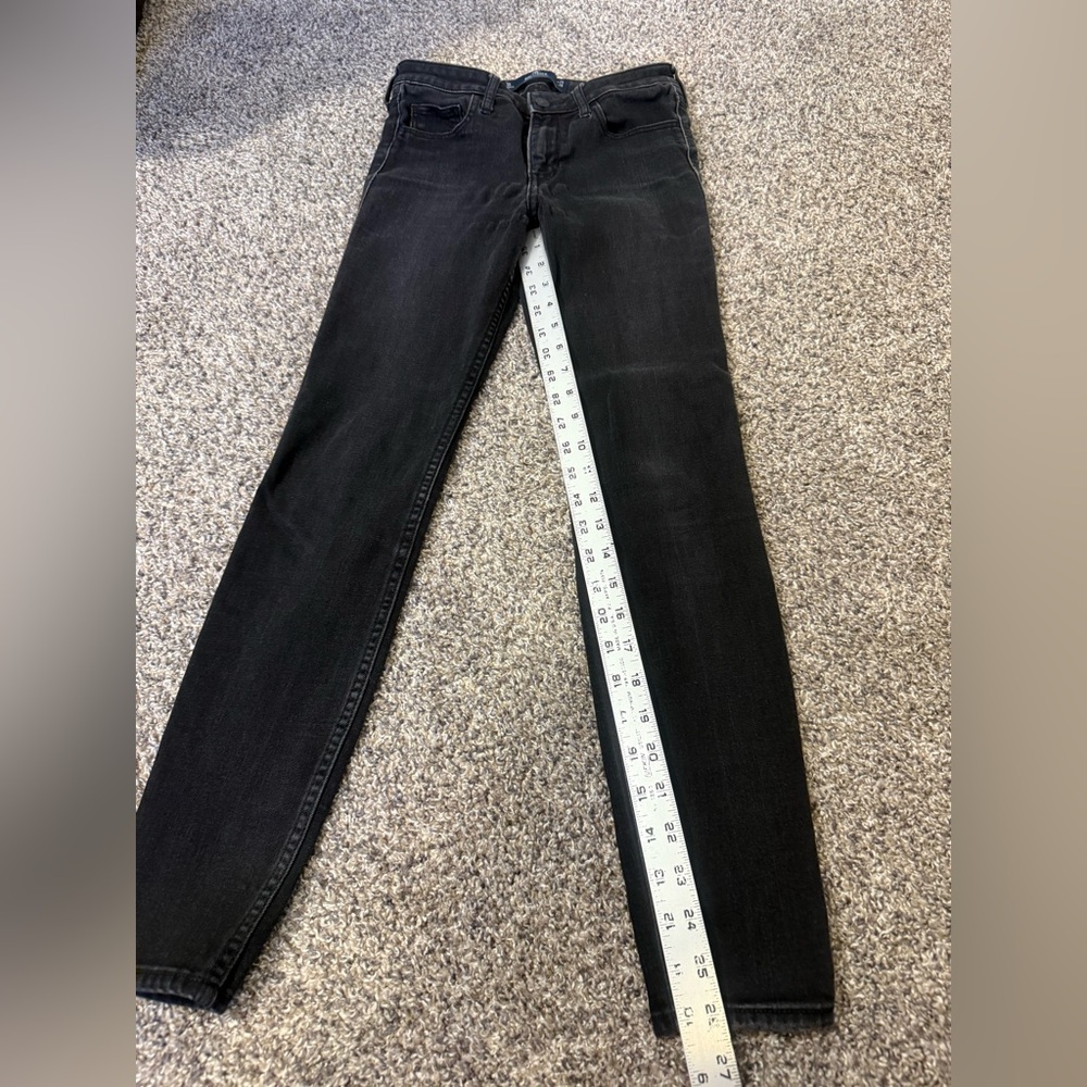 Hollister Mid-Rise Super Skinny Black Women's Jeans - Picture 4 of 5